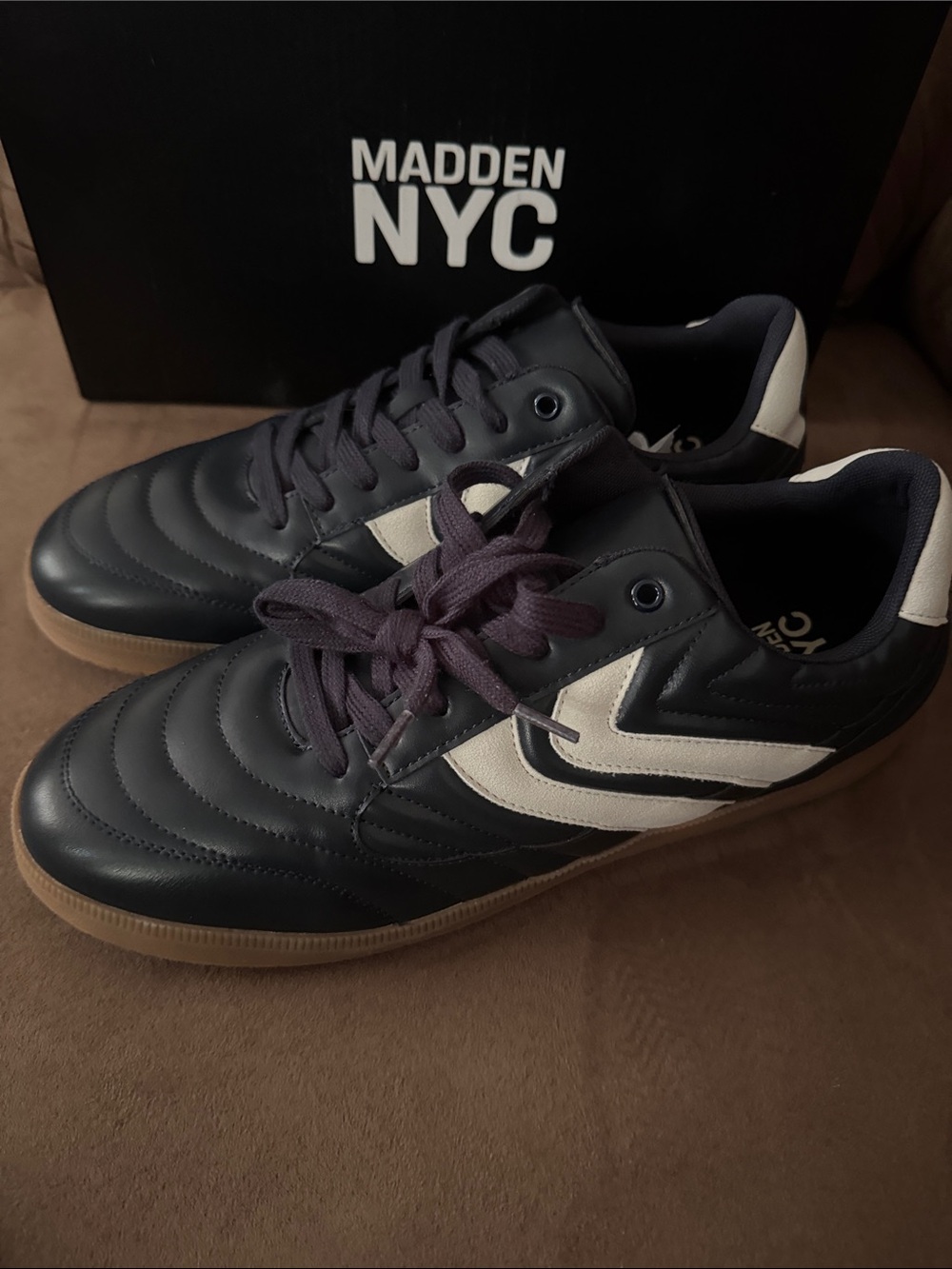 Navy Sneakers Mens 10.5 Madden NYC